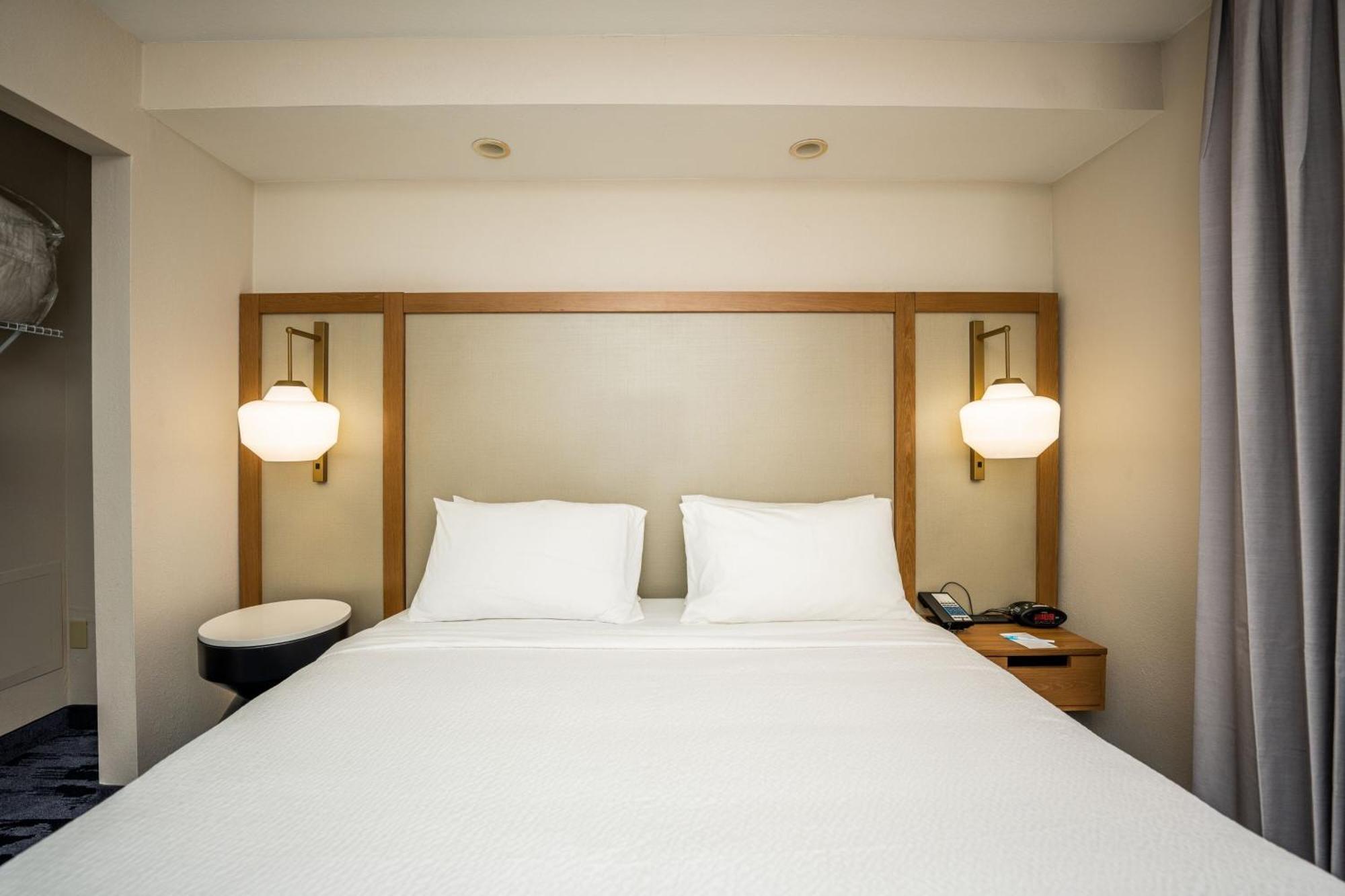 Fairfield Inn & Suites Бомонт Екстериор снимка