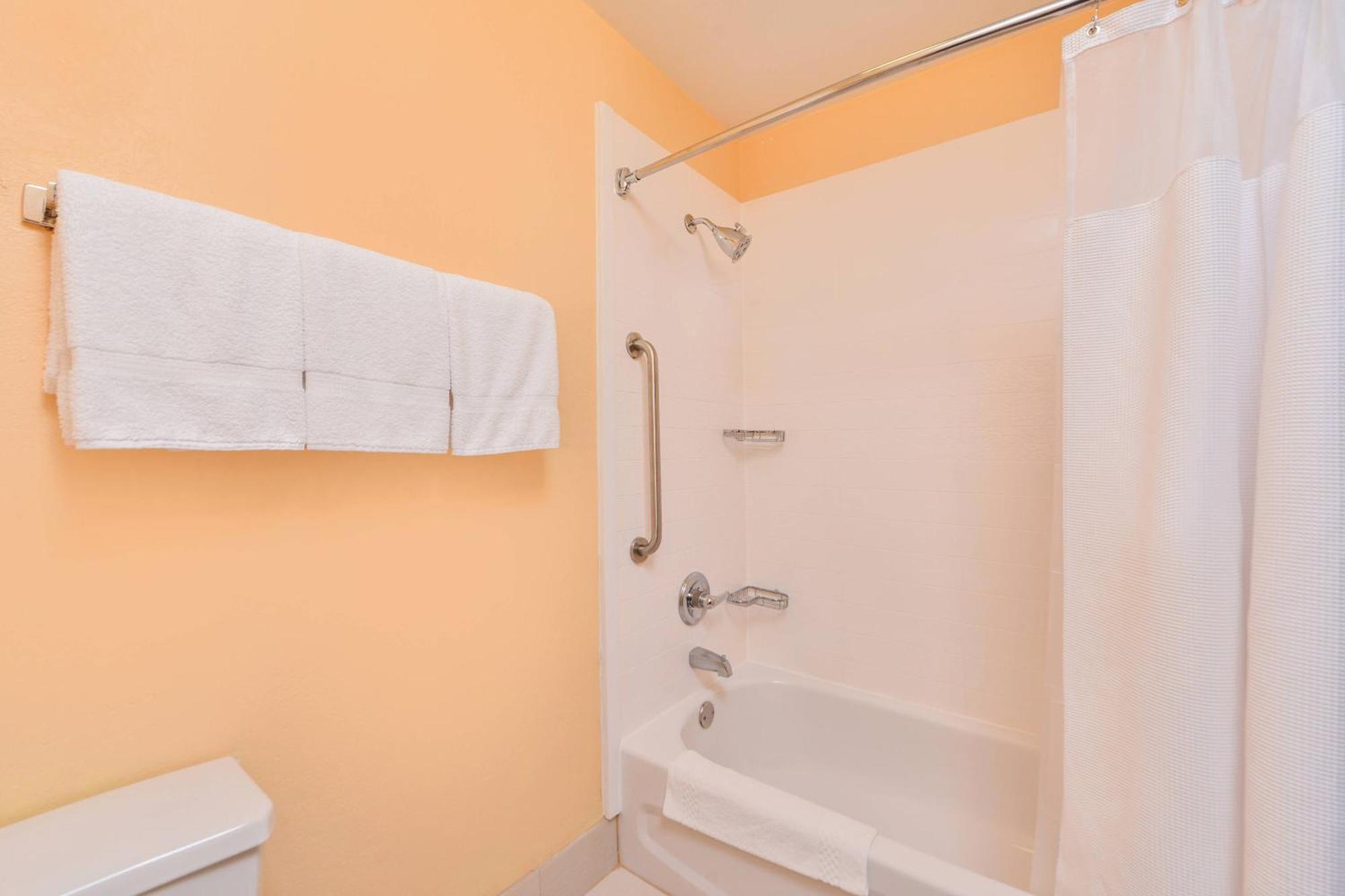 Fairfield Inn & Suites Бомонт Екстериор снимка