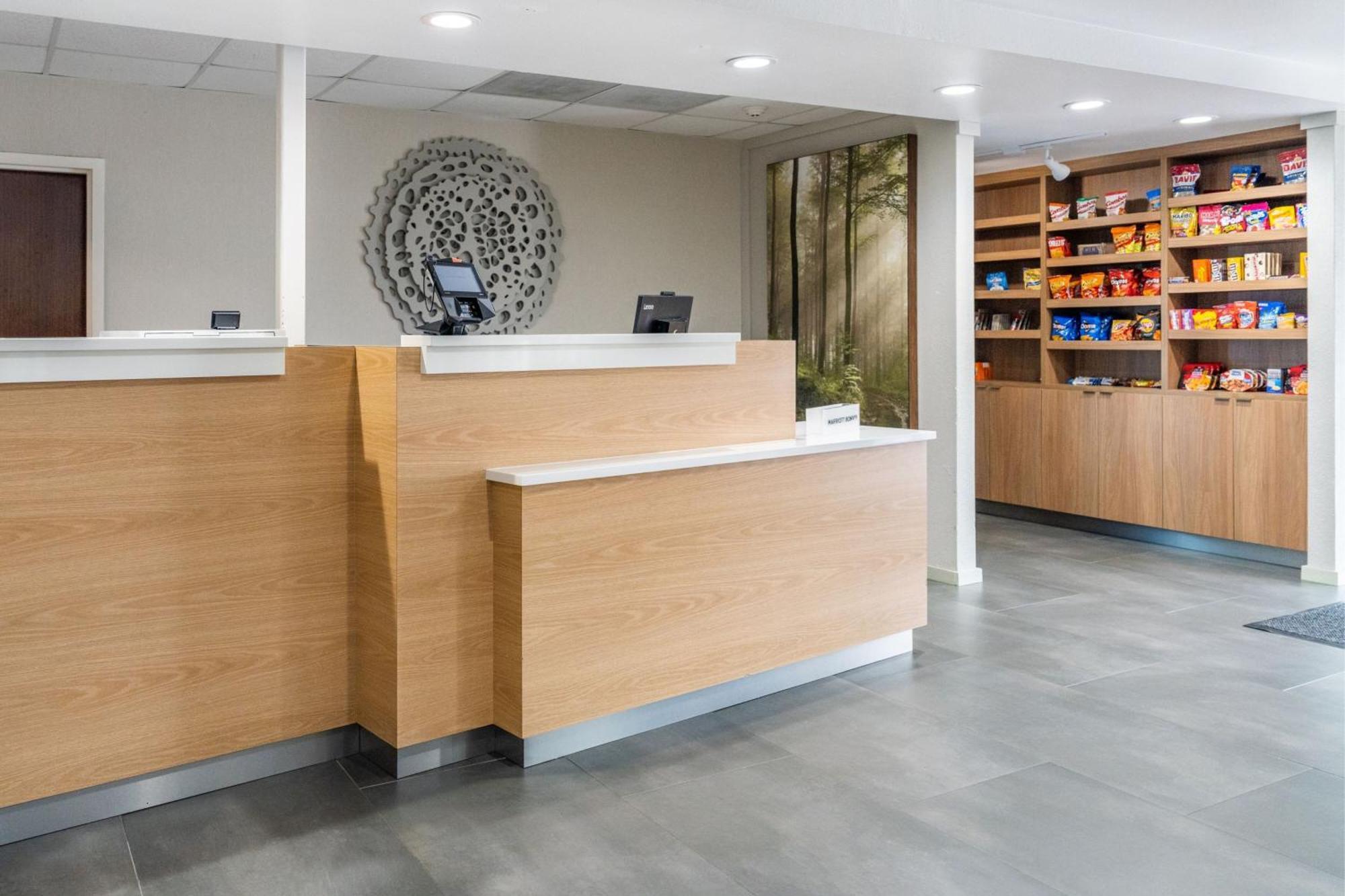 Fairfield Inn & Suites Бомонт Екстериор снимка