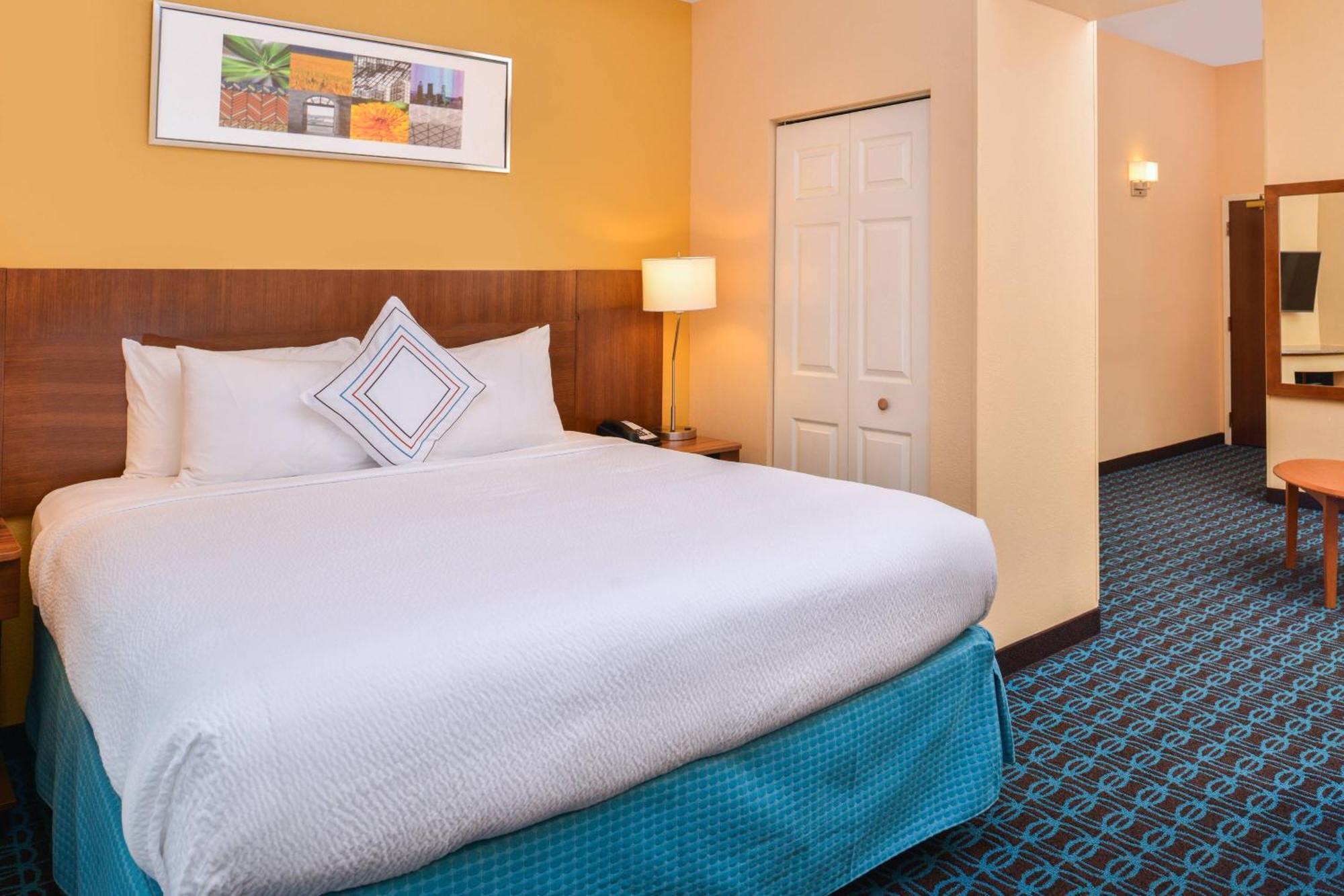 Fairfield Inn & Suites Бомонт Екстериор снимка