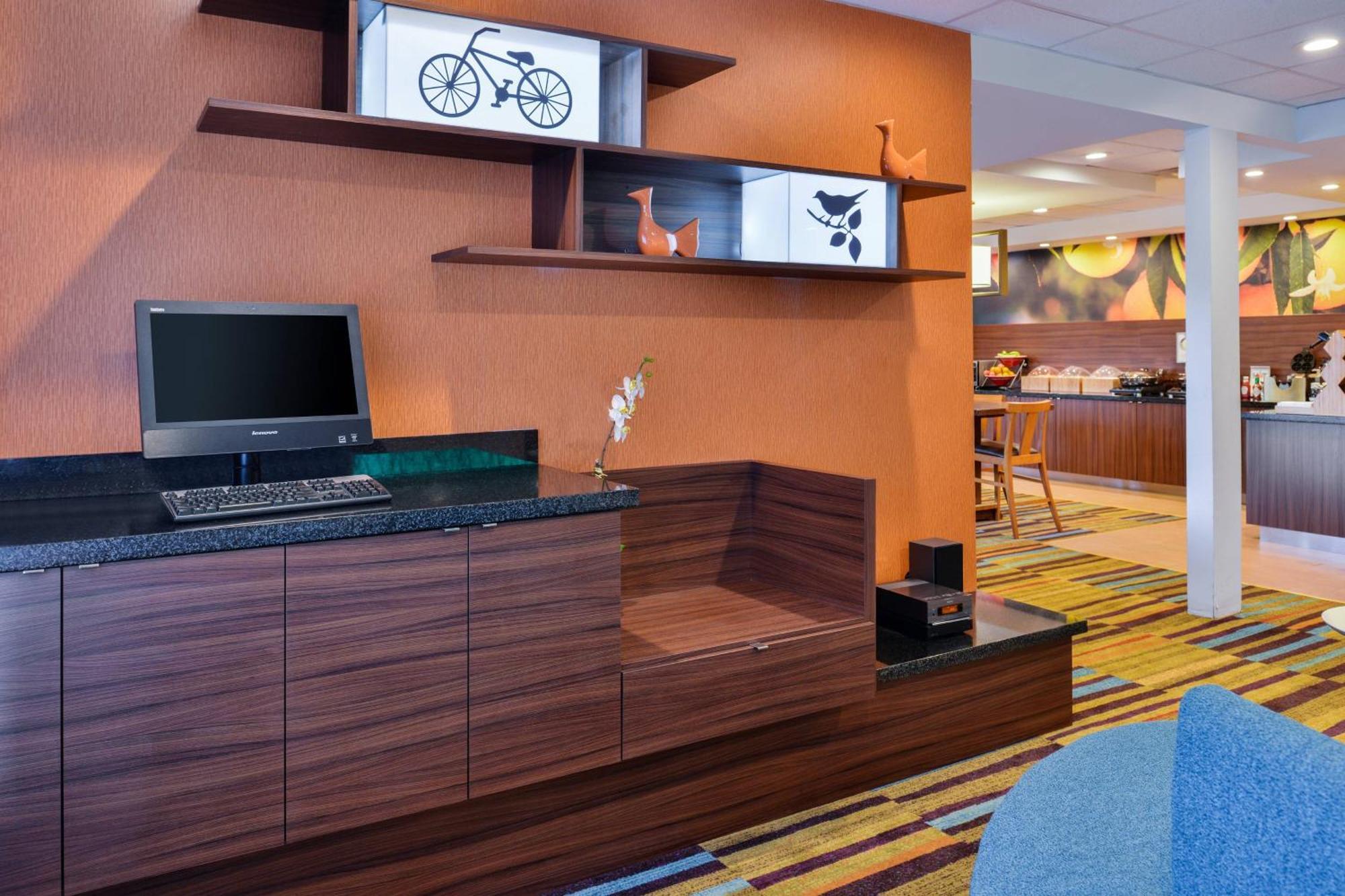 Fairfield Inn & Suites Бомонт Екстериор снимка