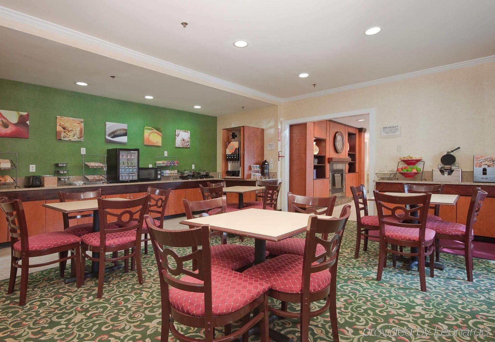 Fairfield Inn & Suites Бомонт Екстериор снимка