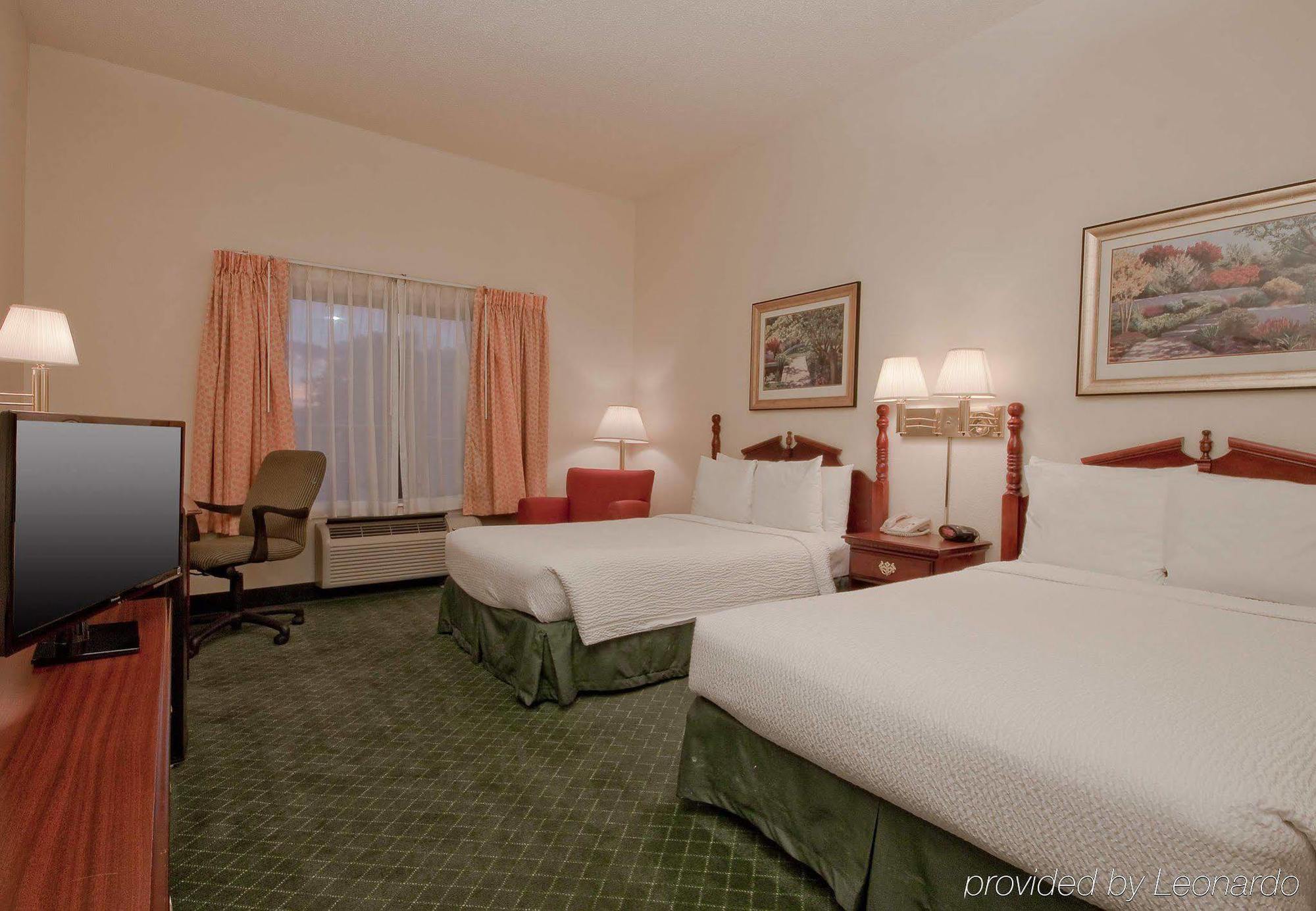 Fairfield Inn & Suites Бомонт Екстериор снимка