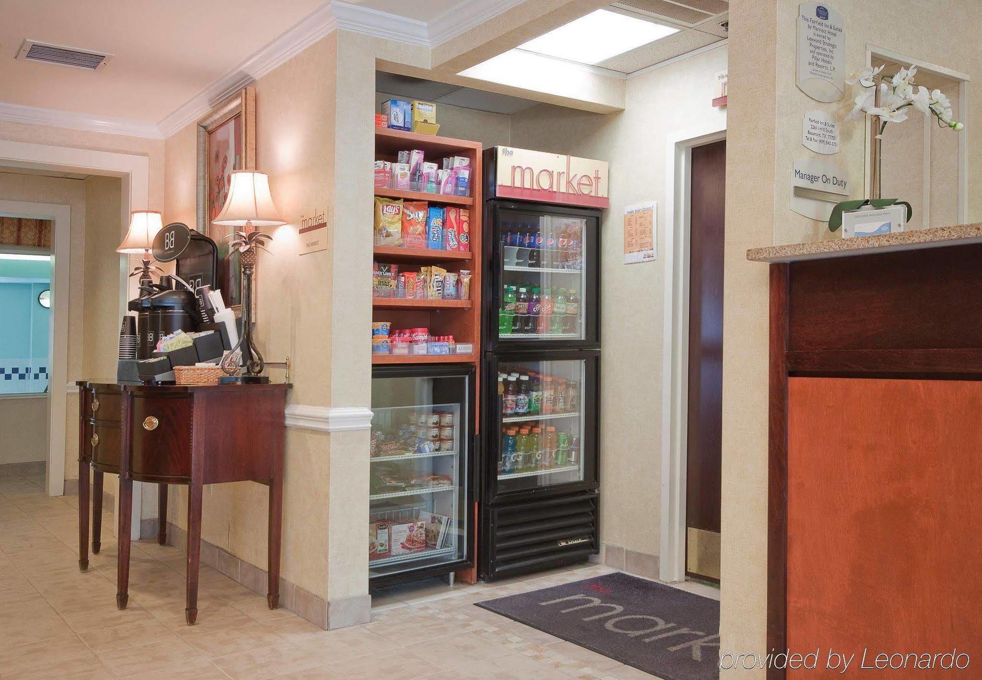 Fairfield Inn & Suites Бомонт Екстериор снимка